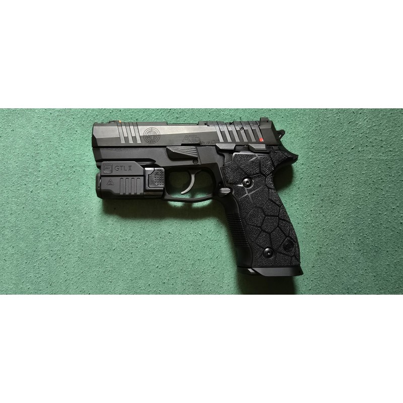 KOMBO - Pistolet Steyr ATd Compact Comp kal. 9x19mm + GTL 2 Latarka