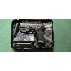 KOMBO - Pistolet Steyr ATd Compact Comp kal. 9x19mm + GTL 2 Latarka