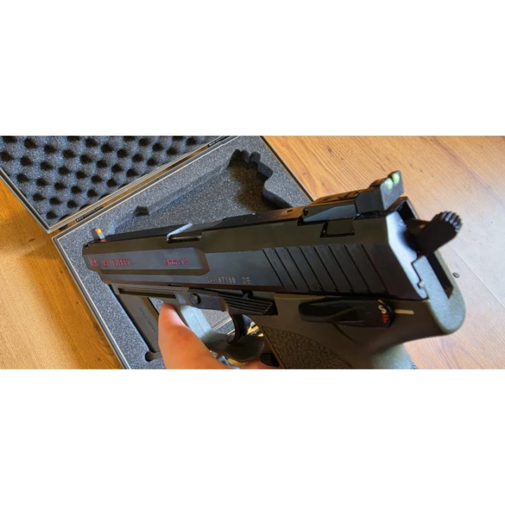 0102 Pistolet H&K USP Expert 9x19mm Unikatowy